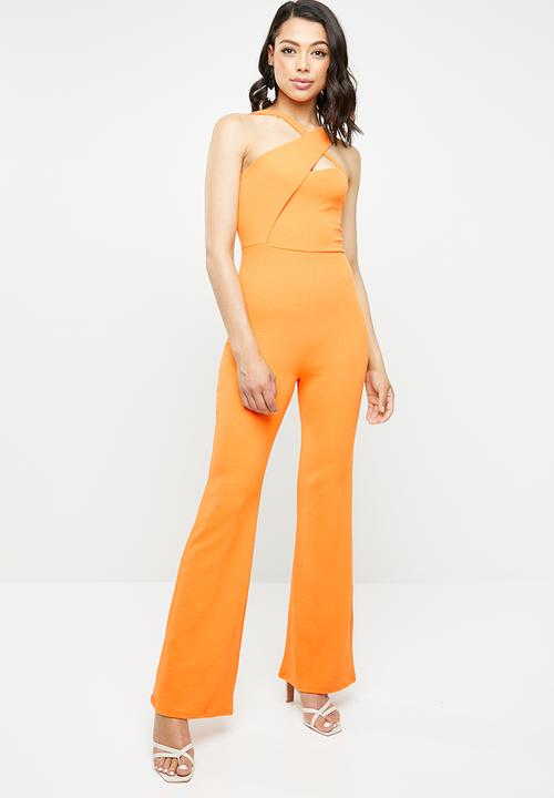 Missguided - Asymmetric cross-over flared leg jumpsuit - orange