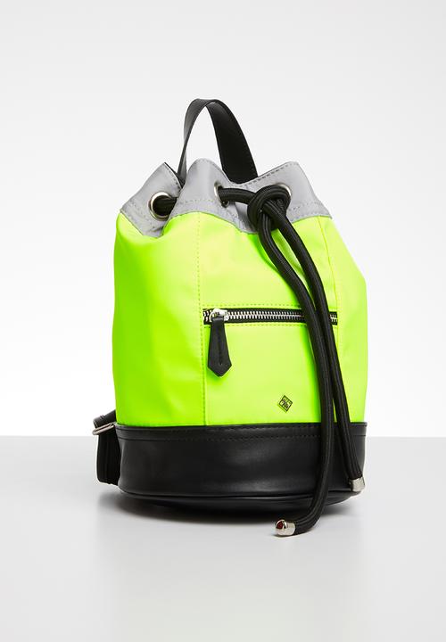 Call It Spring - Annaud - black & yellow