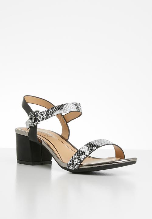 Butterfly Feet - Marie heel - black