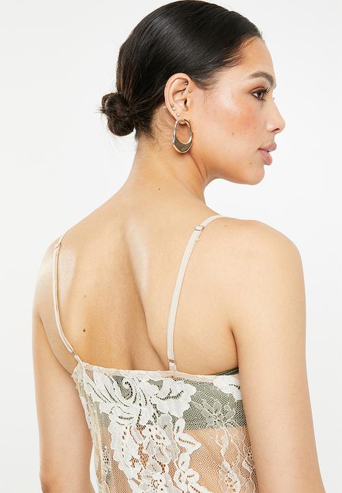 Missguided - Premium lace cowl neck maxi beach dress - neutral