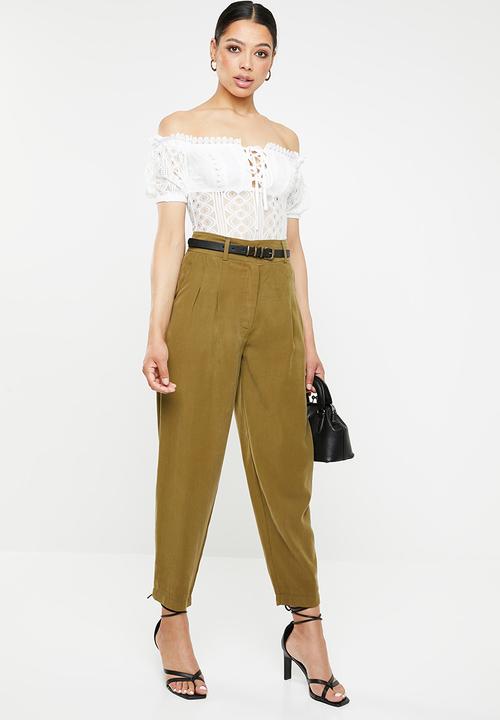 Missguided - Bardot puff sleeve lace up bodysuit - white