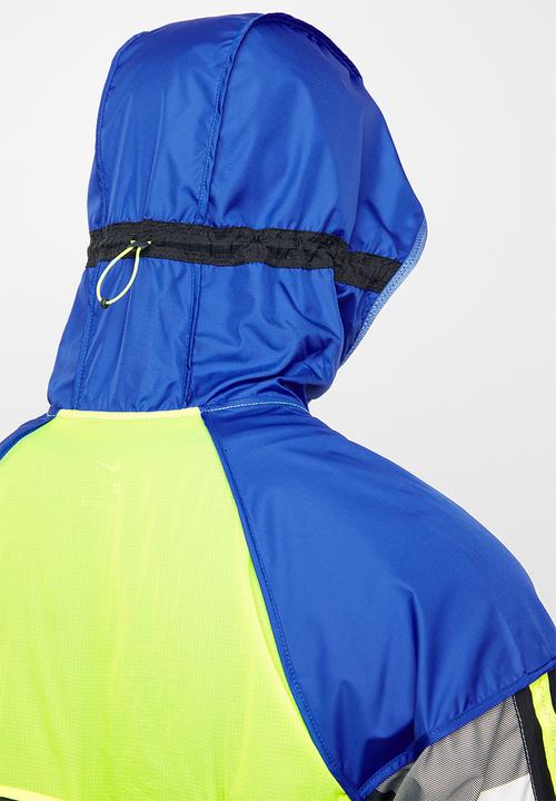 Nike - Nike wild run windrunner jacket - multi