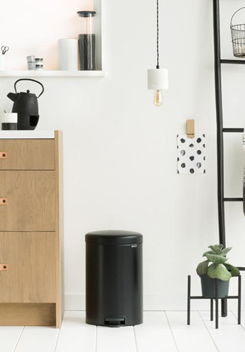 Brabantia - 20 L Pedal bin newicon- matte black