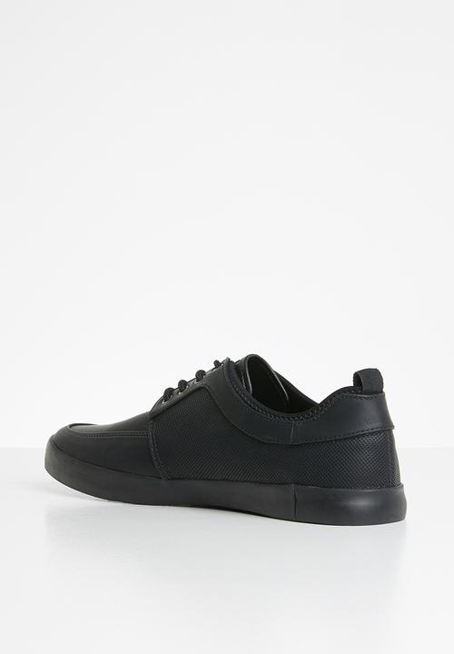 Call It Spring - Baldwinn - black