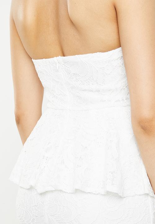 Missguided - Cup detail lace peplum midi dress - white