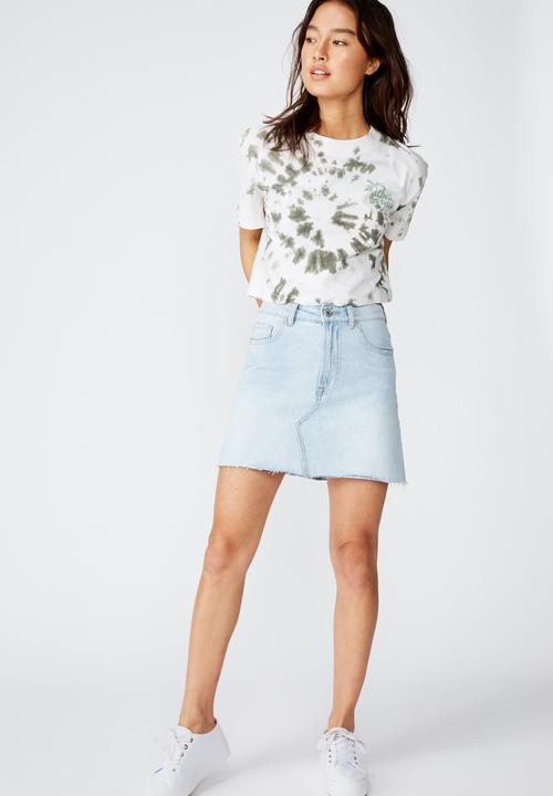 Cotton On - Tbar cali gra long beach green - white & khaki