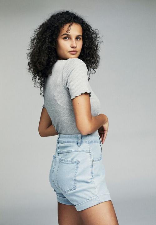 Cotton On - High rise classic stretch denim short - blue