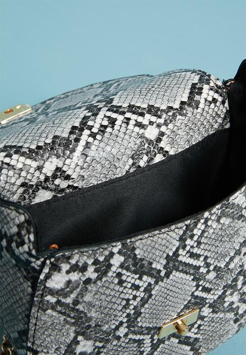 Superbalist - Carez snake print bag - black & white