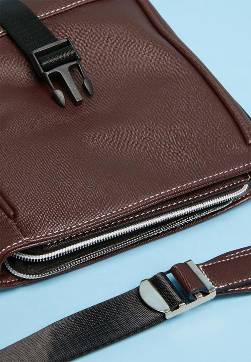 Superbalist - Bryce flight bag - burgundy