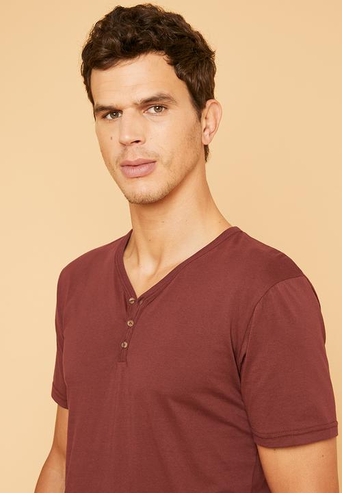 Superbalist - Plain short sleeve henley tee - burgundy