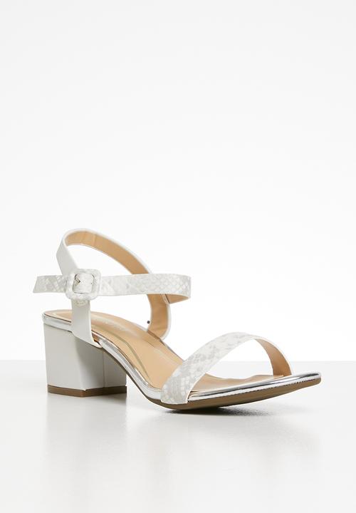 Butterfly Feet - Marie heel - white