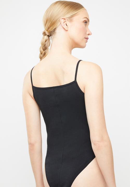 Nike - Nike essential tank bodysuit - black