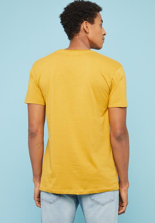 Superbalist - Plain crew neck short sleeve tee - yellow