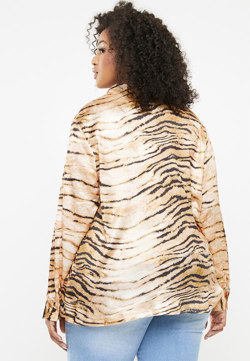 Missguided - Curve tiger print shirt - brown