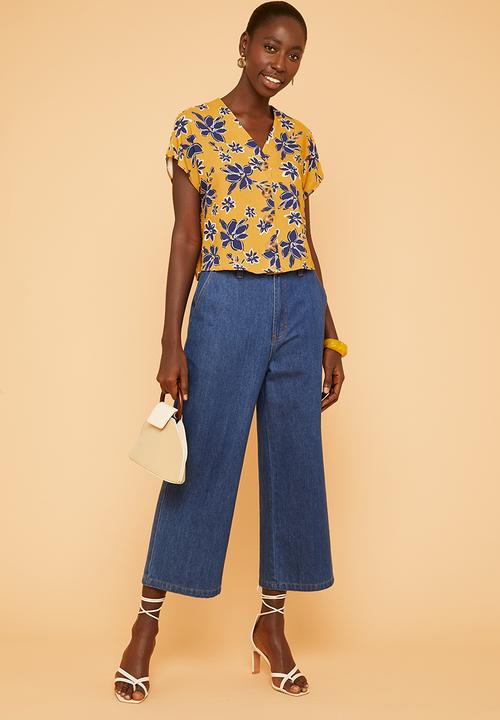 Superbalist - Grown on sleeve button thru blouse - yellow & blue