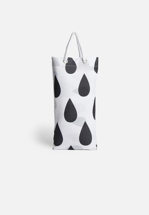 Bathroom Solutions - Teardrops shower curtain - black/white