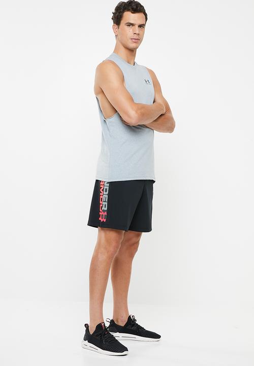 Under Armour - Woven graphic wordmark shorts - black 