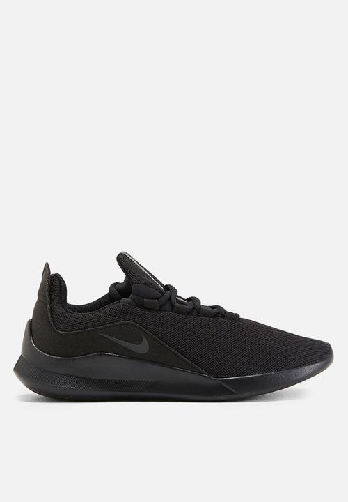 nike viale triple black