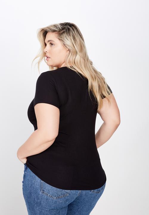 Cotton On - Curve girlfriend tee - black