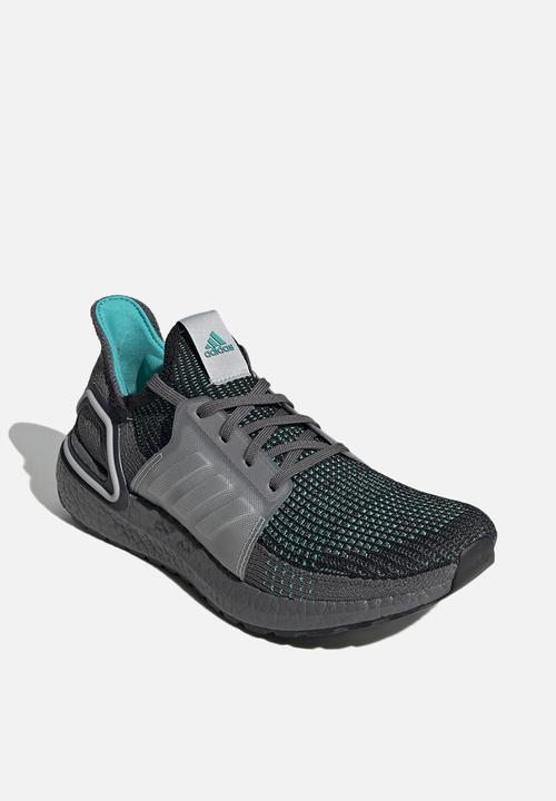 adidas Performance - UltraBOOST 19 - core black / grey 
