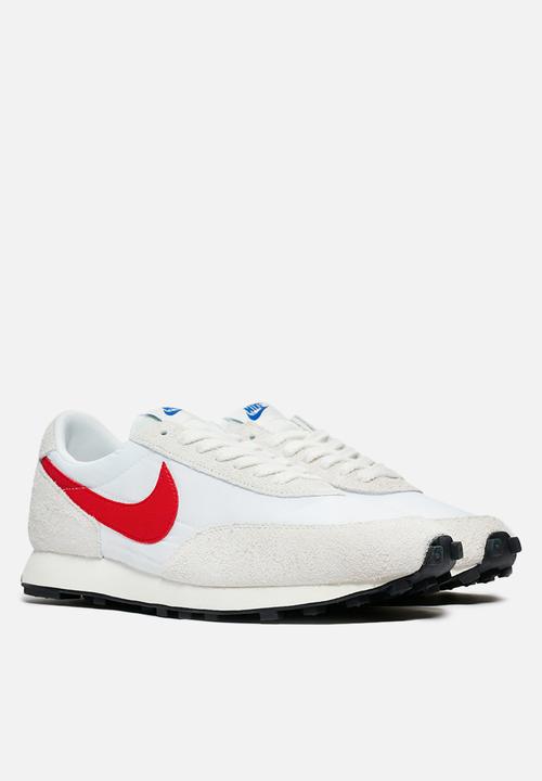 Nike - Daybreak SP - white / university red