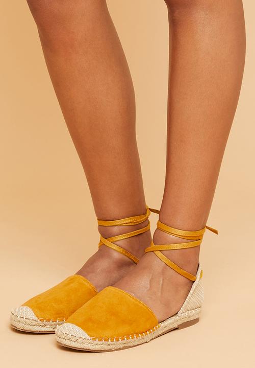 Superbalist - Casey espadrille pump - yellow