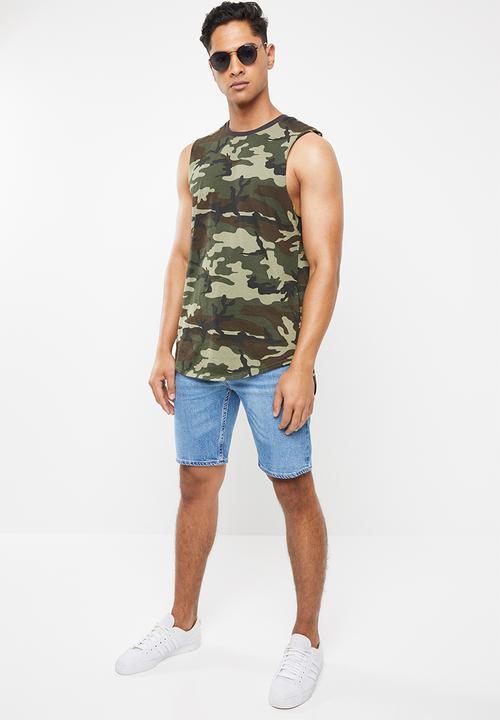 Cotton On - Longer length curve hem muscle tank top - green