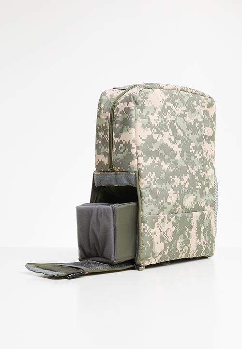 Escape Society - Outdoor camera backpack - beige & khaki green 