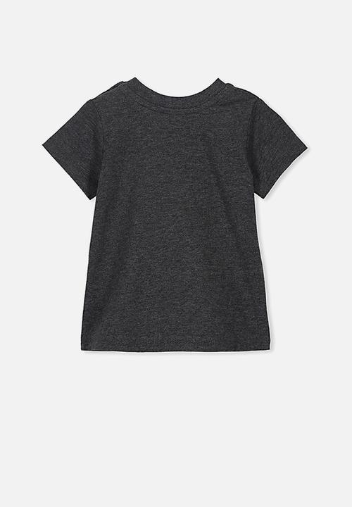 Cotton On - Jamie short sleeve star wars tee - black