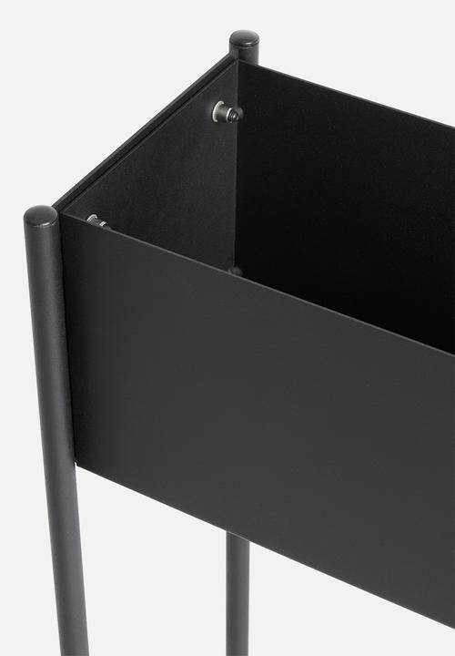 Emerging Creatives - Slim steady single planter - black