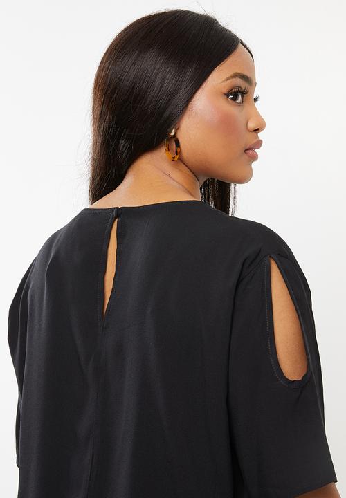edit Plus - Keyhole blouse - black