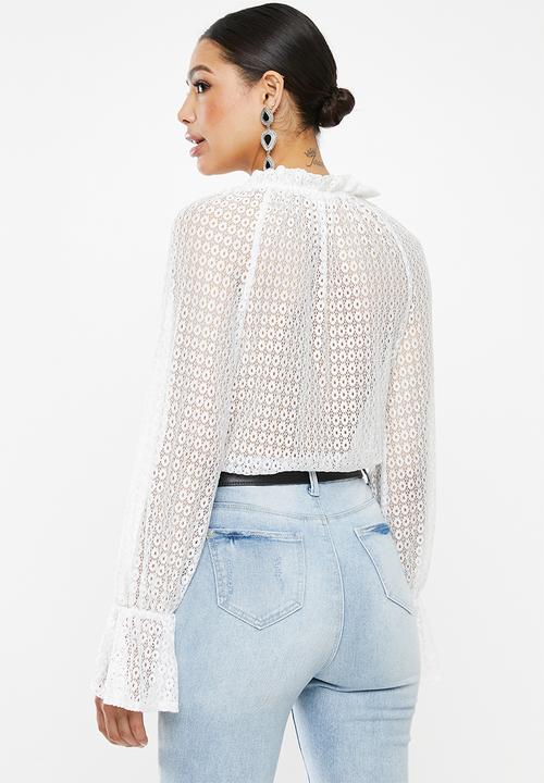 Missguided - Crochet lace plunge wrap bodysuit - white