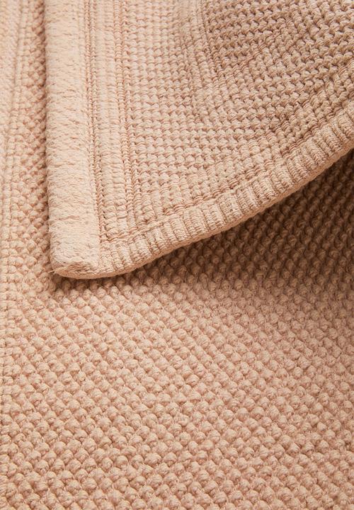 Sixth Floor - Nea bath mat - dusty pink