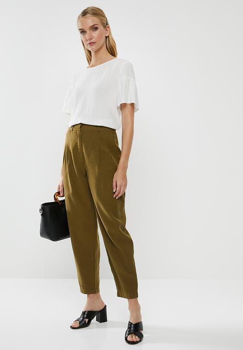 Vero Moda - Bethany button top - white