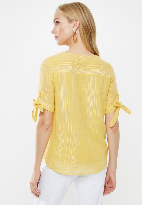 Vero Moda - Lena v-neck top - yellow