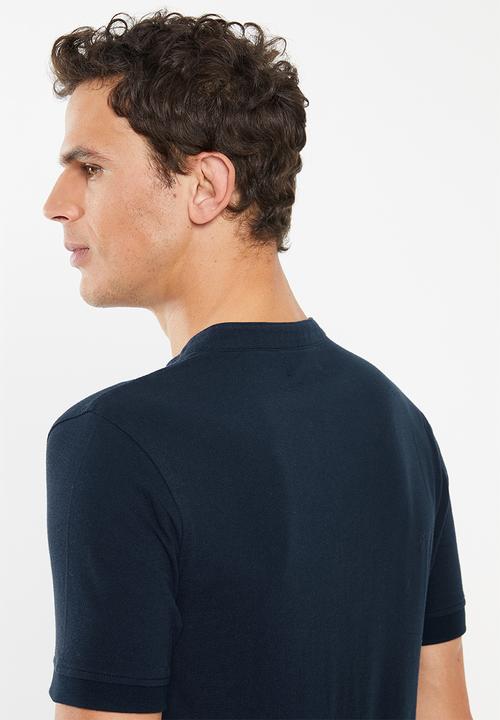 Superbalist - Pique slim fit mandarin golfer - navy