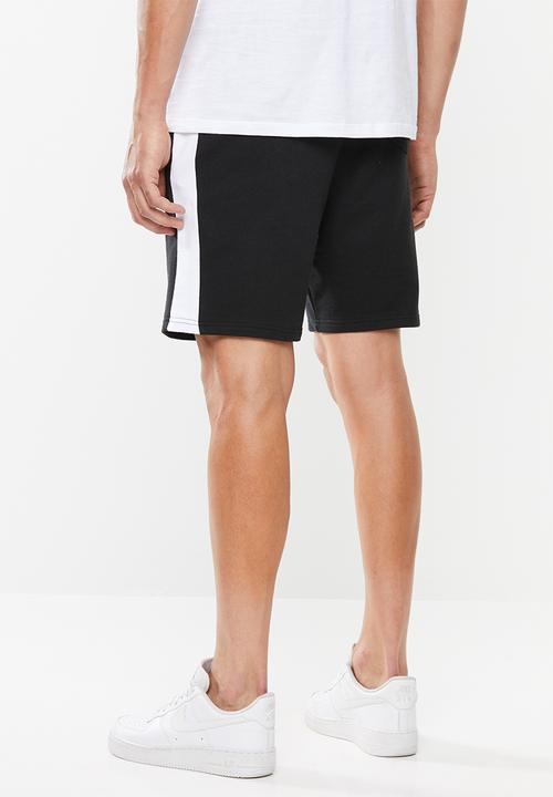 Superbalist - 1up side stripe sweat shorts - black