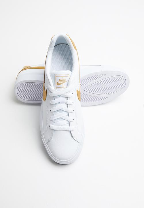 Nike - Court Royale AC - white / metallic gold