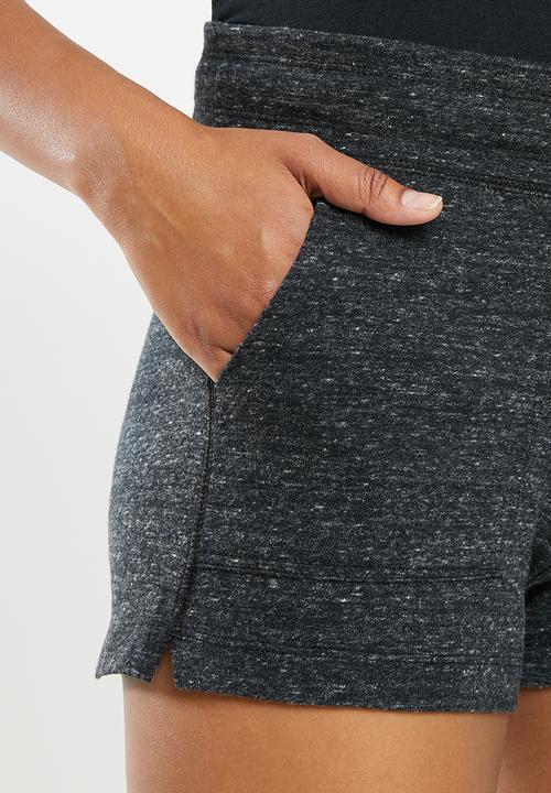 Nike - Nike nsw vintage shorts - black