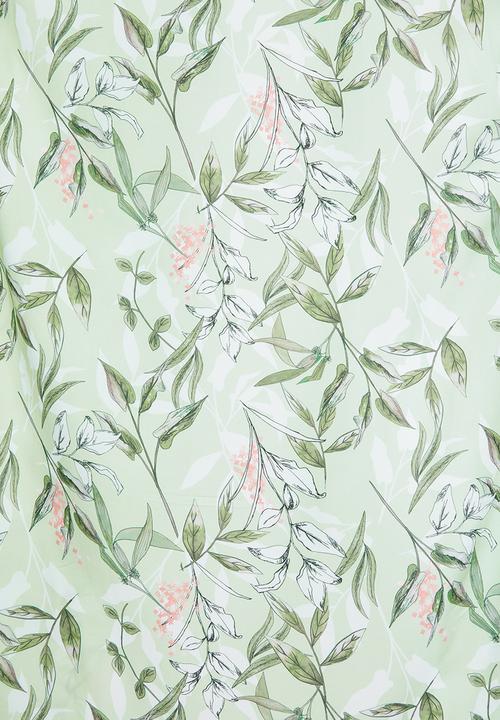 Superbalist - Sleep floral cami and shorts set - green