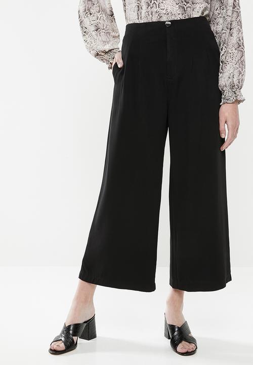 Superbalist - Formal wide leg pants - black