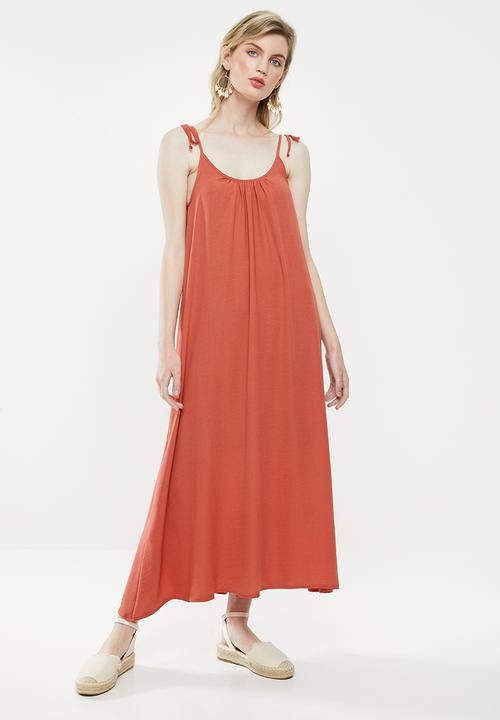 Superbalist - Strappy volume maxi dress - rust