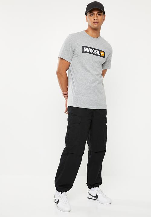 Nike - Swoosh short sleeve tee - grey & white