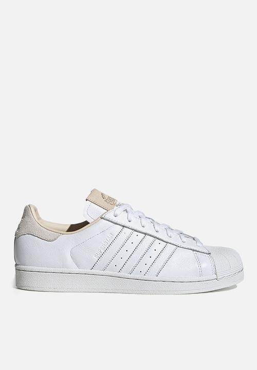 white adidas classics