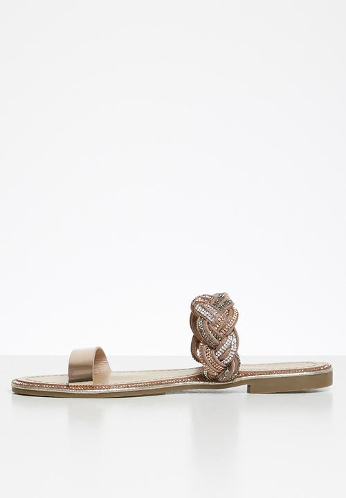 Miss Black - Metallic embellished plaited sandal - rose gold