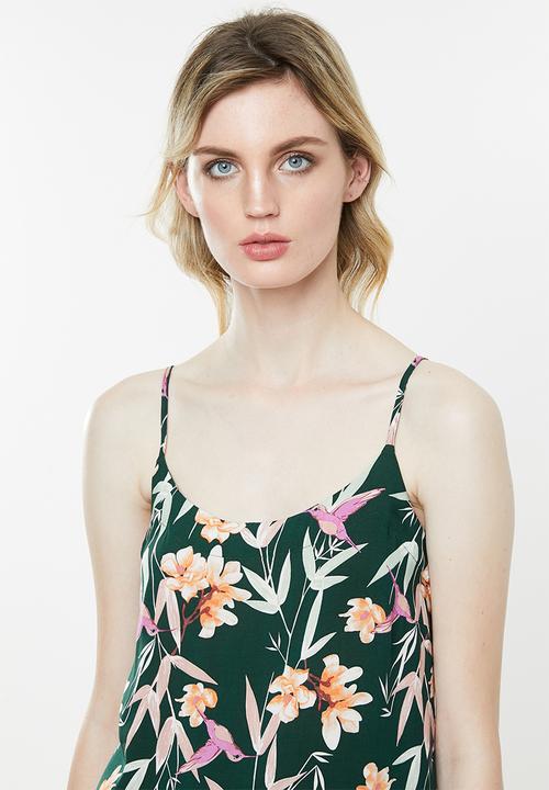 Vero Moda - Simple easy cami - green