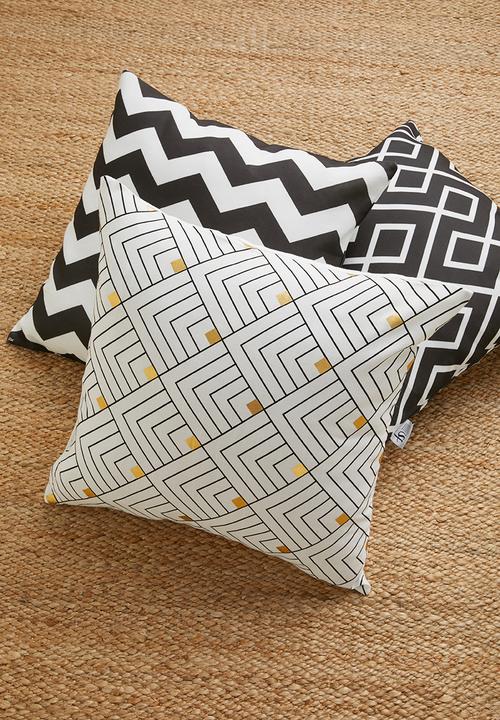 Sixth Floor - Mini chevron cushion cover - black & white
