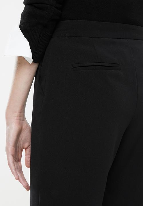 Superbalist - Ladies formal walk shorts - black