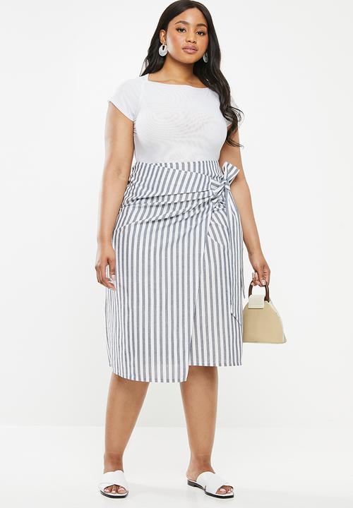edit Plus - Linen wrap skirt - blue & white