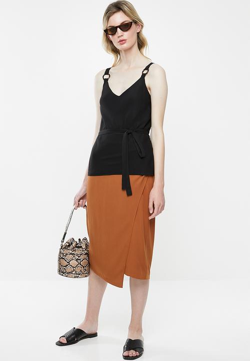 Superbalist - Ring detail cami - black